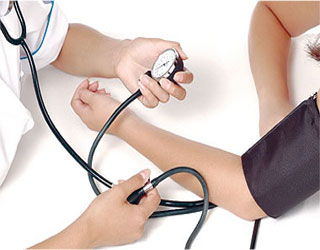 مصر اليوم - ضغط الدم المرتفع أكثر خطورة على المرأة من الرجل