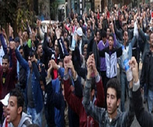   مصر اليوم - المئات من أبناء القرى في كفرالشيخ ينظمون مسيرات لدعم الجيش والدستور