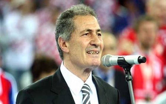   مصر اليوم - حسن مصطفى يتهم  طاهر أبو زيد بالانتقام من كل من يساند موقف الأهلي ضد وزارة الرياضة