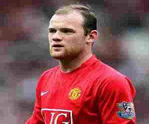   مصر اليوم - واين روني يراوغ في توقيع عقد جديد مع مانشستر يونايتد