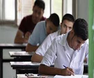   مصر اليوم - وكيل وزارة التعليم في السويس يتفقد سير الامتحانات