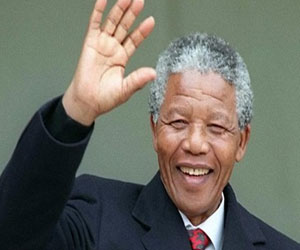   مصر اليوم - إطلاق اسم الزعيم الراحل مانديلا على أحد ميادين رام الله