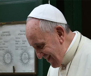   مصر اليوم - البابا يفاجئ راهبات في إسبانيا بالاتصال بهن هاتفيا بمناسبة رأس السنة