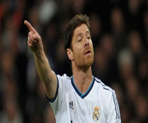   مصر اليوم - سان جيرمان يعرض 40 مليون يورو لضم ألونسو