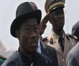   مصر اليوم - رئيس نيجيريا: مصرون على هزيمة الإرهاب وكسب الحرب عليه بأي ثمن