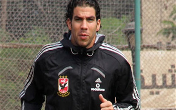   مصر اليوم - شريف إكرامي يوافق على التجديد للنادي الأهلي