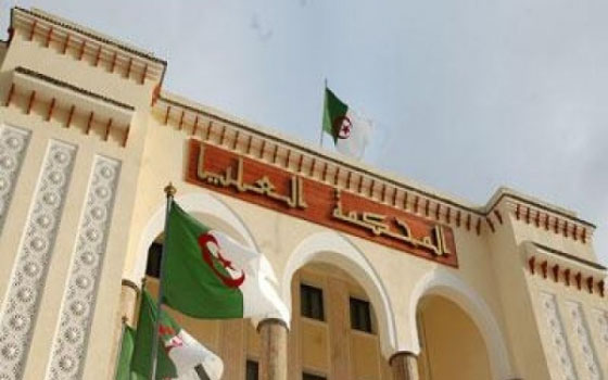   مصر اليوم - المجلس الأعلى للقضاء في الجزائر يجمِّد حركة نقل 700 قاضٍ