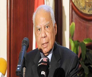   مصر اليوم - الببلاوي يهنيء الأقباط ويصدر قرارًا باعتبار 7 يناير إجازة رسمية