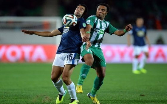   مصر اليوم - مجموعة من لاعبي الرّجاء المغربي تتلقّى عروضا احترافيّة خليجيّة