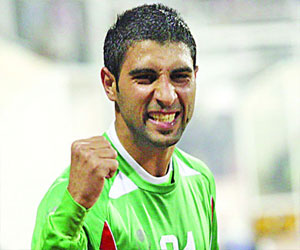 مصر اليوم - مصير الأردني أحمد عبد الحليم بيد لجنة أوضاع اللاعبين