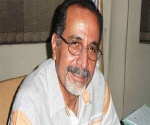   مصر اليوم - نقيب الفنانين التشكيليين يدعو للقاء مفتوح للرد على المطالبين بإقالته