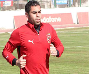 مصر اليوم - فتحي ومعوض وشهاب في تدريبات الأهلي بعد شفائهم