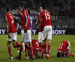 مصر اليوم - فتحي ومعوض وشهاب في تدريبات الأهلي الجماعية بعد شفائهم من الإصابة