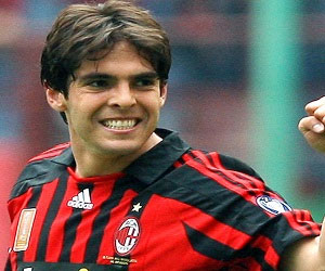 مصر اليوم - كاكا يسجل 100 هدف مع نادي ميلان الايطالي