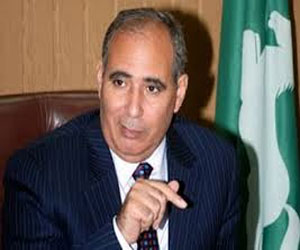 مصر اليوم - محافظ الشرقية يسلم عقود 328 وحدة سكنية للأسر الأولى بالرعاية