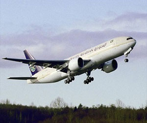   مصر اليوم - هبوط طائرة سنغافورية اضطراريًا في أذربيجان لأسباب فنية