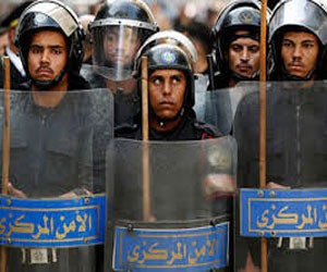   مصر اليوم - إجراءات أمنية مشددة في احتفالات عيد الميلاد في الفيوم