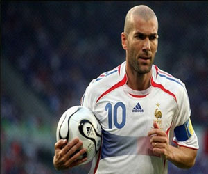 مصر اليوم - زين الدين زيدان: لم أكن لأعمل مطلقًا مساعدًا لجوزيه مورينيو