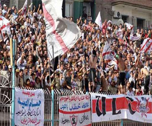   مصر اليوم - جماهير الزمالك تبدأ في التجمع أمام استاد الدفاع الجوي