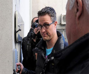 مصر اليوم - تحسن طفيف في حالة شوماخر الصحية