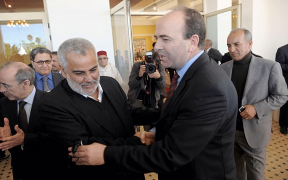   مصر اليوم - بنشماش يدعو عبدالإله بنكيران إلى الكشف عن لوائح مهربي المال العام