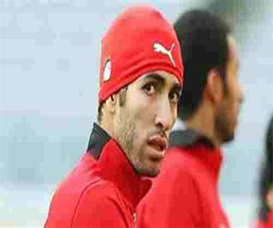 مصر اليوم - الأهلي يردُّ على يونس ويرفض تكريم الماجيكو أبو تريكة