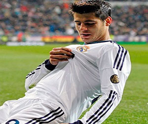 مصر اليوم - ارسنال يسعى للتعاقد مع موراتا لتعويض غياب والكوت