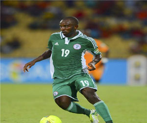   مصر اليوم - الوداد البيضاوي يرفض ضم النيجيري مبا بسبب مطالبه