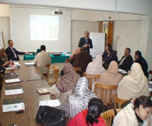   مصر اليوم - ورشة لدمج المعاقين في مدارس التعليم العامِّ في جامعة أسيوط