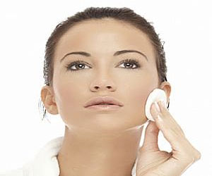 مصر اليوم - أبسط الطرق للعناية بالبشرة