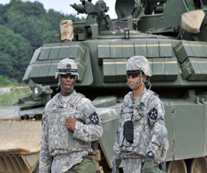   مصر اليوم - واشنطن ترسل مدرعات إضافية إلى كوريا الجنوبية