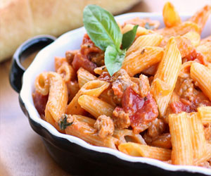   مصر اليوم - المعكرونة بالسجق