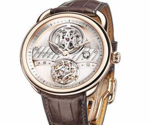 مصر اليوم - أرسو ليفت أول ساعة توربيون طائر من هيرميس