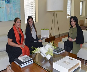   مصر اليوم - وزيرة الثقافة البحرينية تستقبل وفدًا من معهد العالم العربيّ