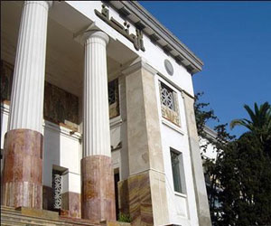   مصر اليوم - إقبال متزايد على المتحف الوطني الجزائري أحمد زبانة