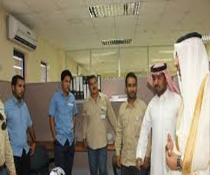   مصر اليوم - محافظ ينبع يلتقي مدير شركة كهرباء المدينة المنورة