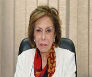   مصر اليوم - ميرفت التلاوي تغادر القاهرة فى طريقها إلى فيينا