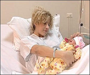   مصر اليوم - انخفاض عدد وفيات الأمهات عند الولادة في الجزائر