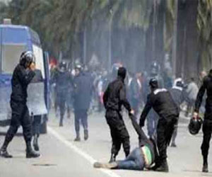   مصر اليوم - الأمن يفرق مسيرة لأنصار الإخوان في دمنهور