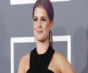 مصر اليوم - انفصال المغنية كيلى أوزبورن عن صديقها ماثيو موتسارت