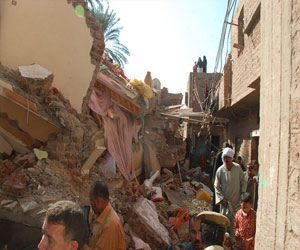 مصر اليوم - مقتل وإصابة 3 إثر انهيار منزل في مركز إسنا جنوب الأقصر