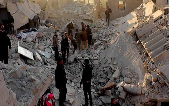   مصر اليوم - القوّات الحكوميّة تقّصف مجمّع القدم الصناعي والقابون وتداهم حي الميدان