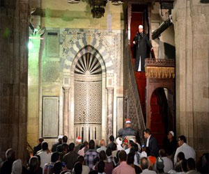   مصر اليوم - خطباء الغردقة يدعون المصلّين للمشاركة في الاستفتاء