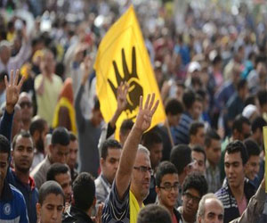 مصر اليوم - فض مظاهرة للإخوان بسوهاج والقبض على منظميها