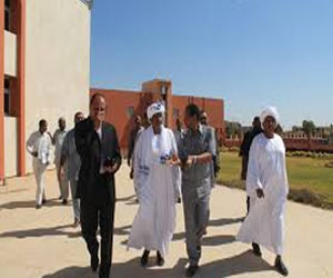   مصر اليوم - افتتاح مسجد الروضة في إفريقيا العالمية في الخرطوم