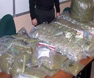   مصر اليوم - ضبط 4 من مُروّجي المُخدّرات ومتسلّلين فلسطينيّين في شمال سيناء