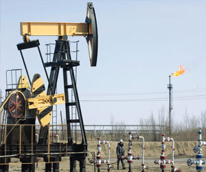   مصر اليوم - إنتاج النفط الروسي يبلغ أعلى مستوياته منذ تسعينيات القرن الماضي