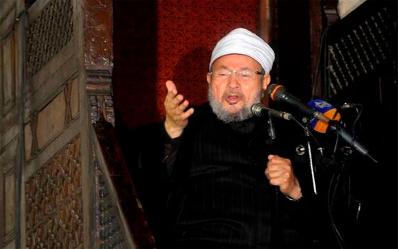   مصر اليوم - القرضاوي يواصل هجومه على القيادات والدّستور في خطبة الجمعة