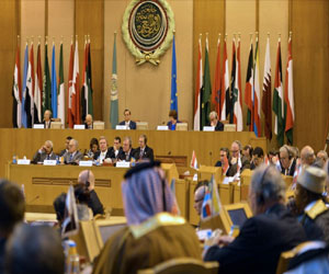   مصر اليوم - فهمي والعربي يغادران إلى باريس للمشاركة في الاجتماع الوزاري العربي