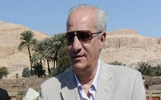   مصر اليوم - إبراهيم يؤكدّ أن الآثار المصريّة ليست شققًا مفروشة لتأجيرها